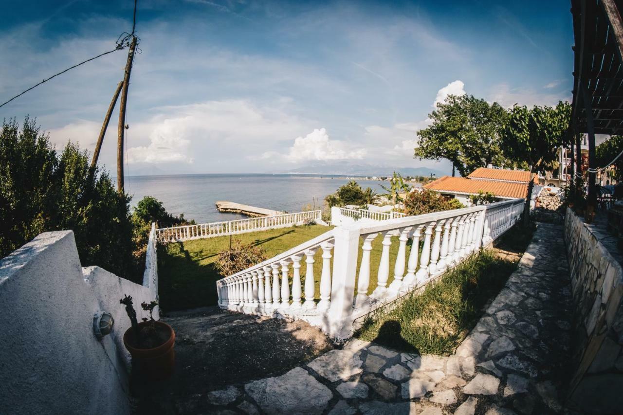 Villa Galanis By The Sea Niforeika Zewnętrze zdjęcie